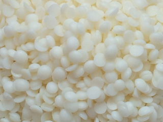 ŘEPKOVÝ vosk na výrobu svíček KeraWax 4170 - 500g